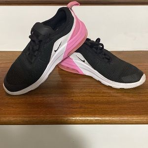 Little Kids Nike Air Motion 2 Black/Metallic Silver